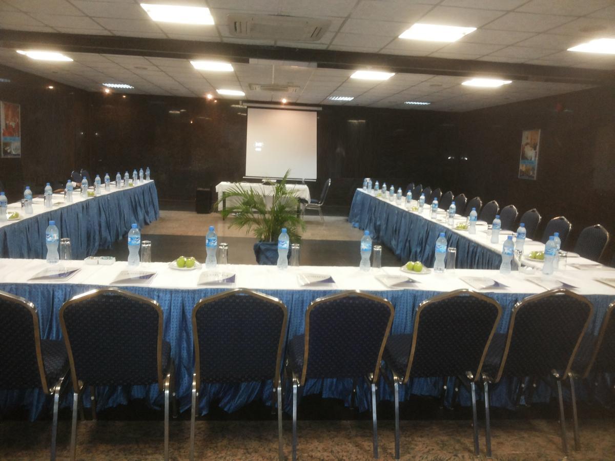 Sunfit - Fitness, Spa, Accommodation Aliayabiagba Bagian luar foto